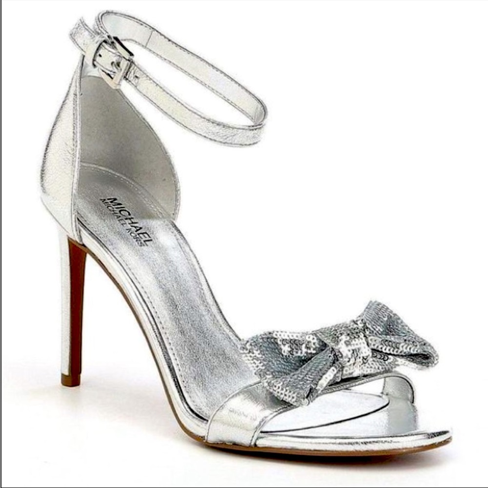 New!! MK Michael Kors Paris Silver Sandals Size 6